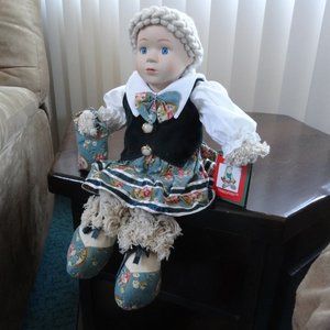 America's Happykids Vintage Porcelain Shelf Sitter